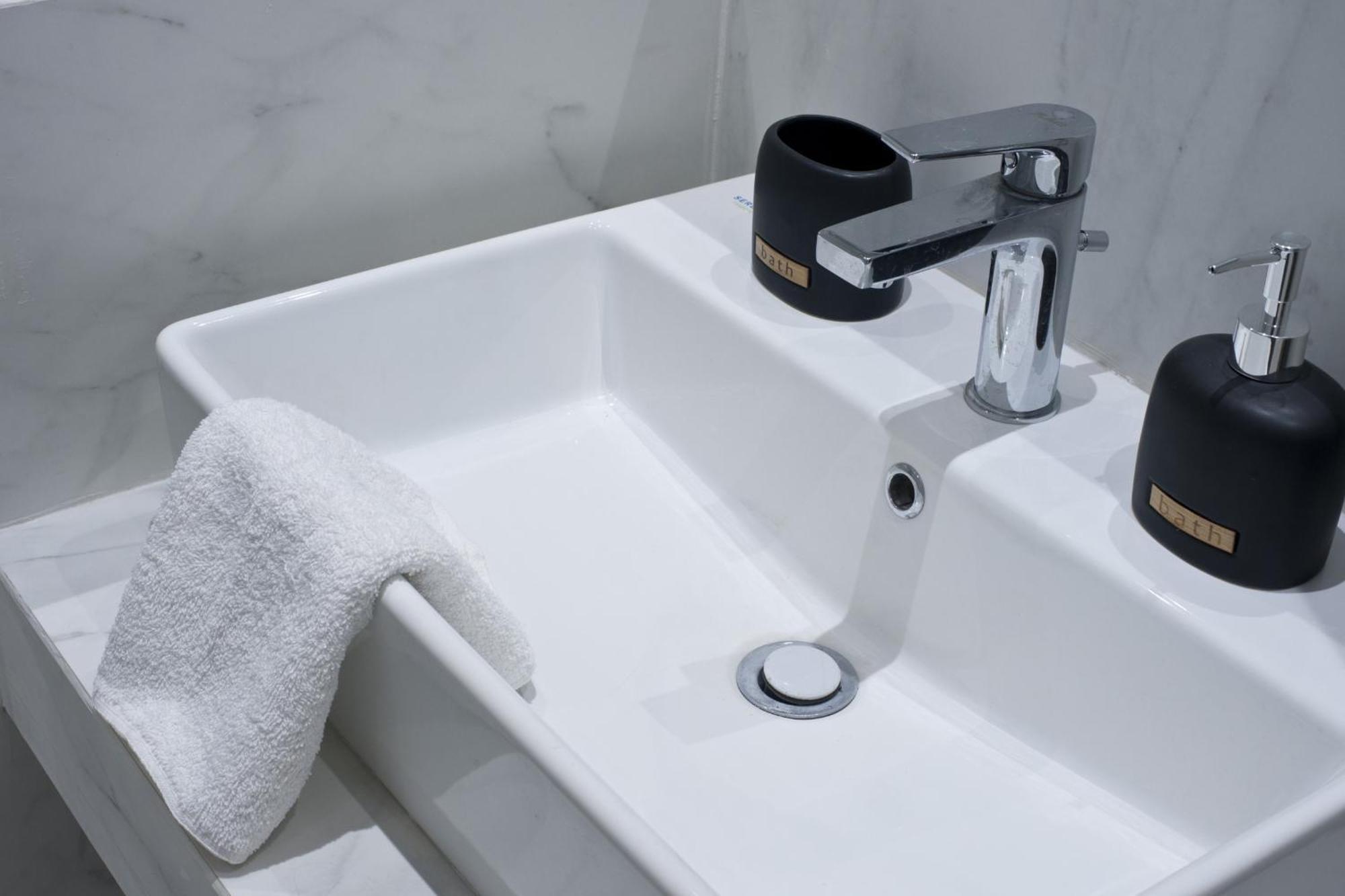 Victoria Sq., A Cozy And Stylish Apartment Атина Екстериор снимка