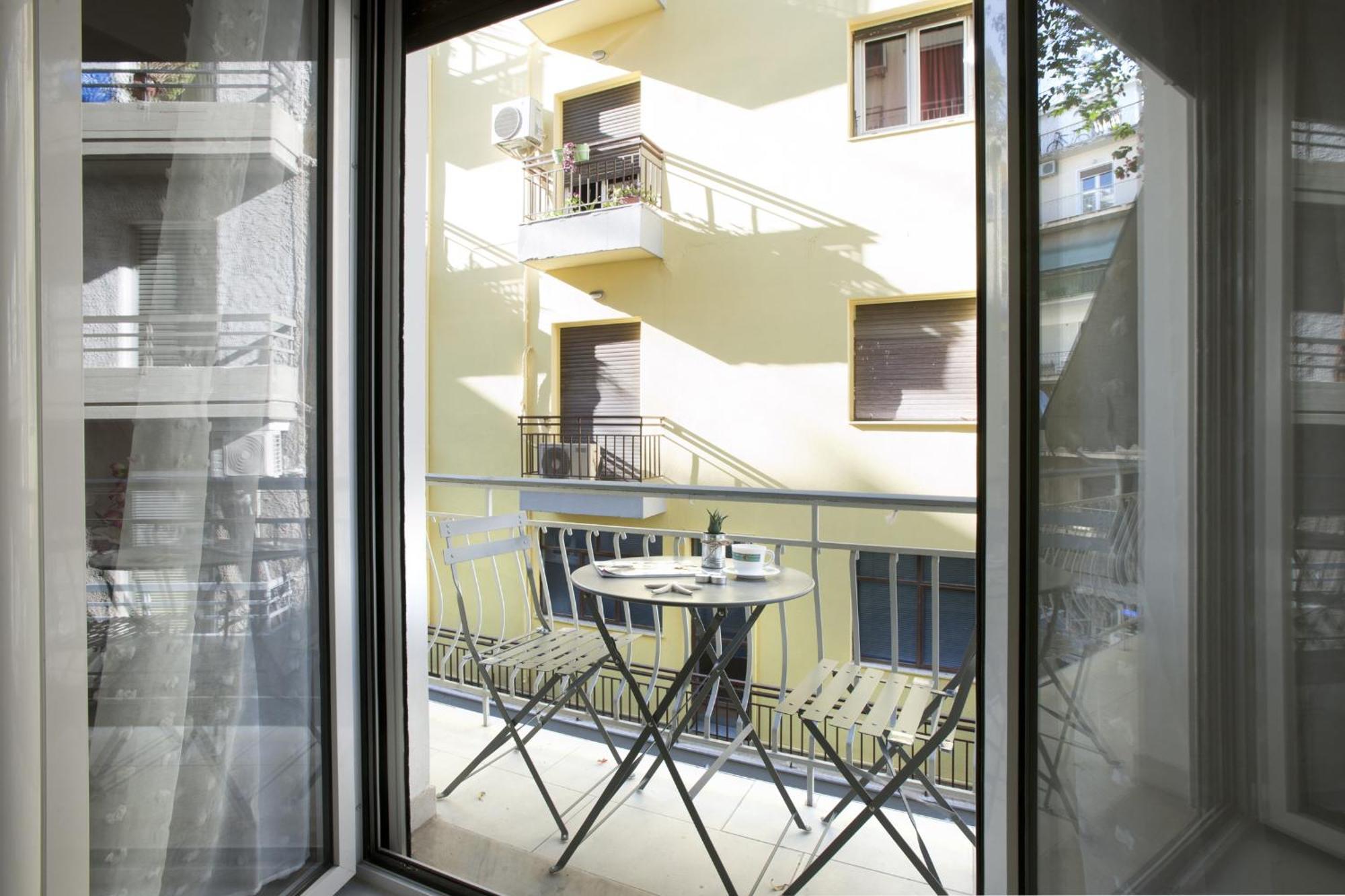 Victoria Sq., A Cozy And Stylish Apartment Атина Екстериор снимка