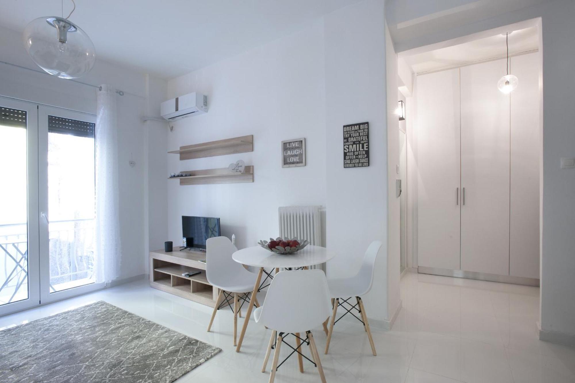 Victoria Sq., A Cozy And Stylish Apartment Атина Екстериор снимка