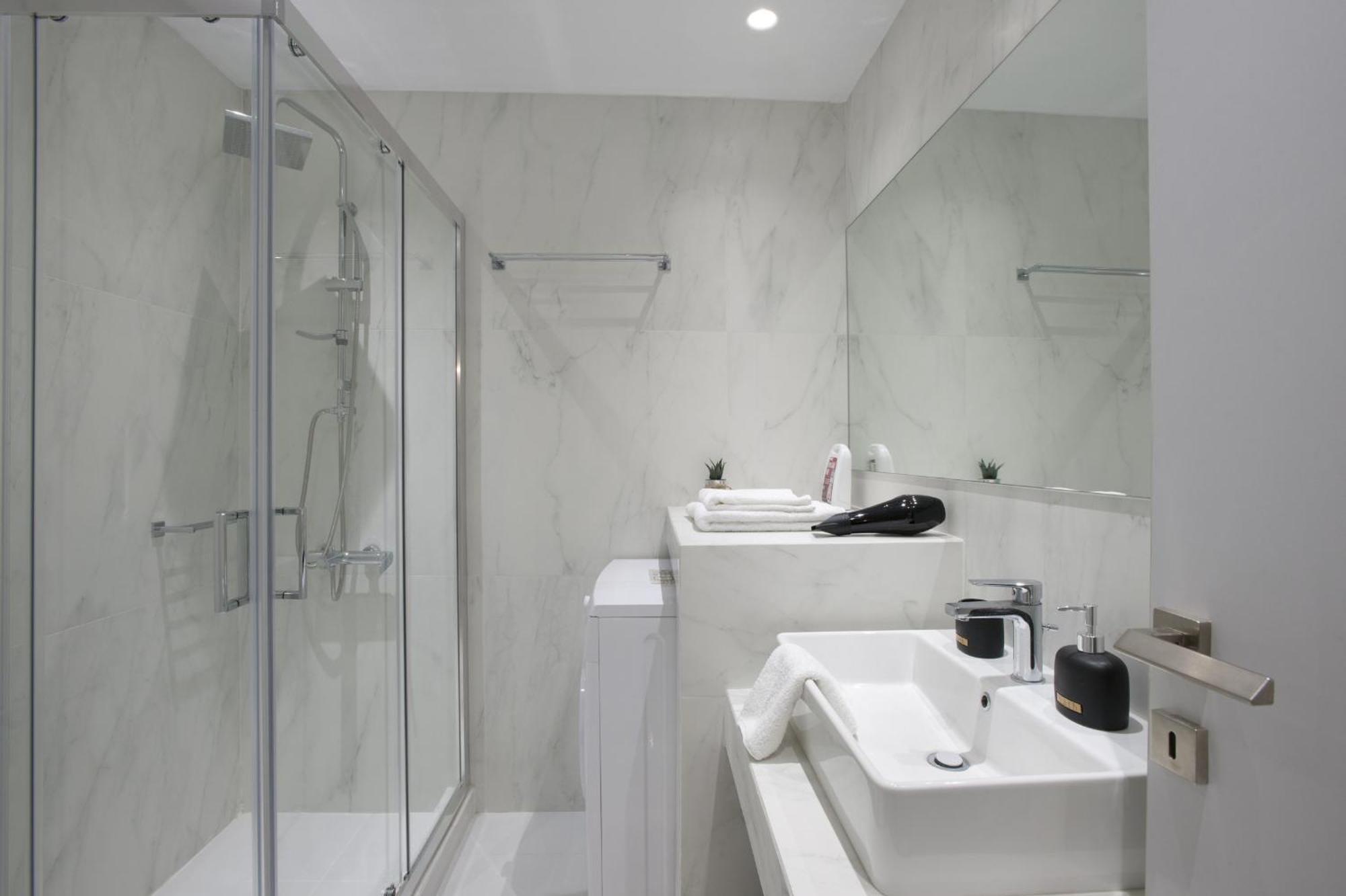 Victoria Sq., A Cozy And Stylish Apartment Атина Екстериор снимка