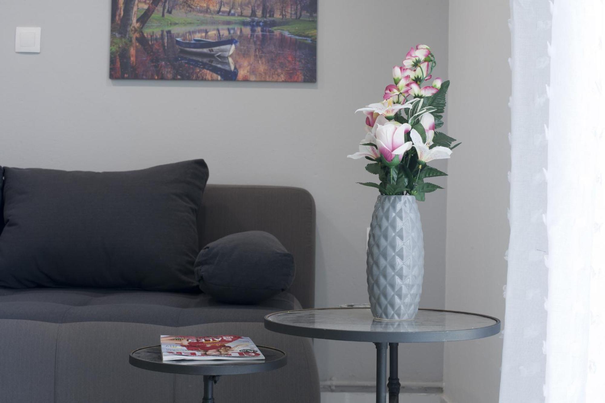 Victoria Sq., A Cozy And Stylish Apartment Атина Екстериор снимка